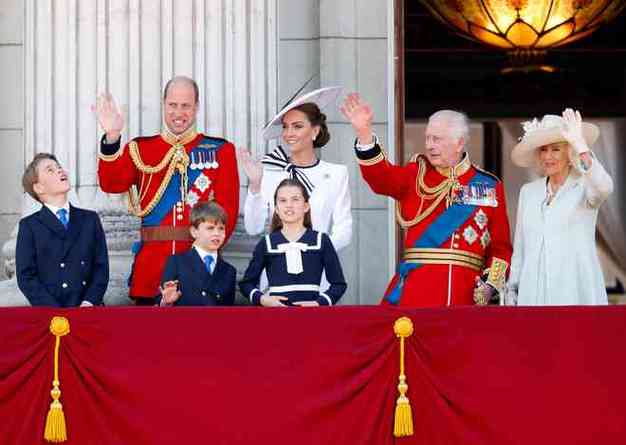 2025最新免费资料大全和英国国王首访加拿大与英国国王首访加拿大是哪一年
